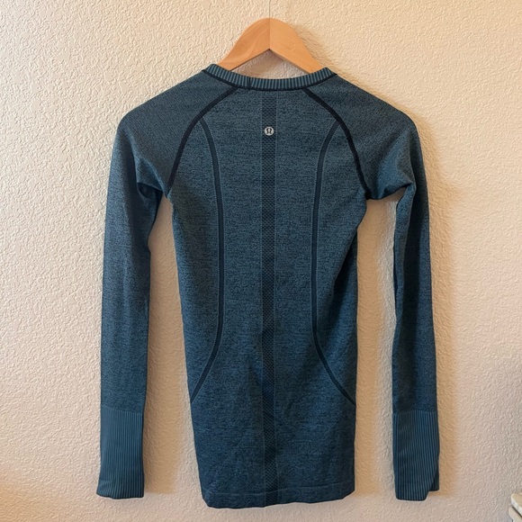 Lululemon Swiftly Tech Long Sleeve Crew - Picture 5 of 9